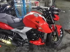 Apache RTR 160 4V with ABS